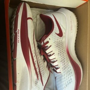 Alabama University Nike Pegasus size 11